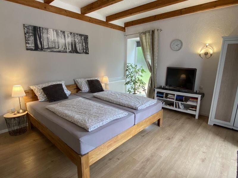 Grosses Doppelzimmer Mit Eigenem Bad Und Kuehlschrank, Frisch Saniert Friedrichskoog Exterior foto
